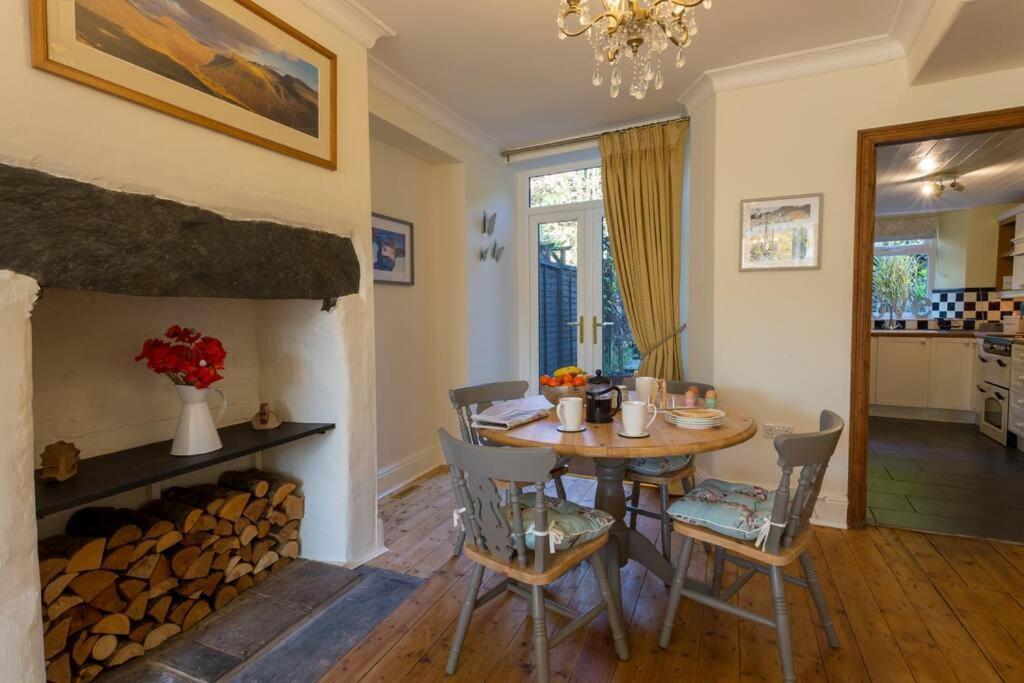 Holly Cottage Bowness-on-Windermere Extérieur photo