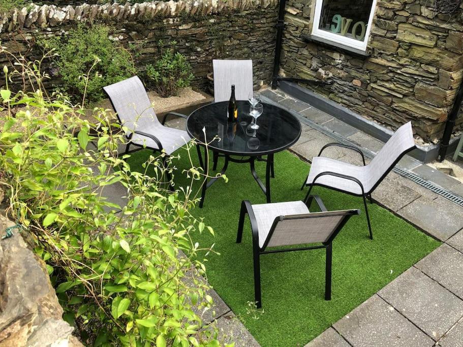 Holly Cottage Bowness-on-Windermere Extérieur photo